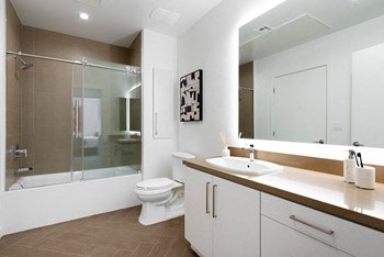 Bathroom Bathroom - Photo Gallery 5