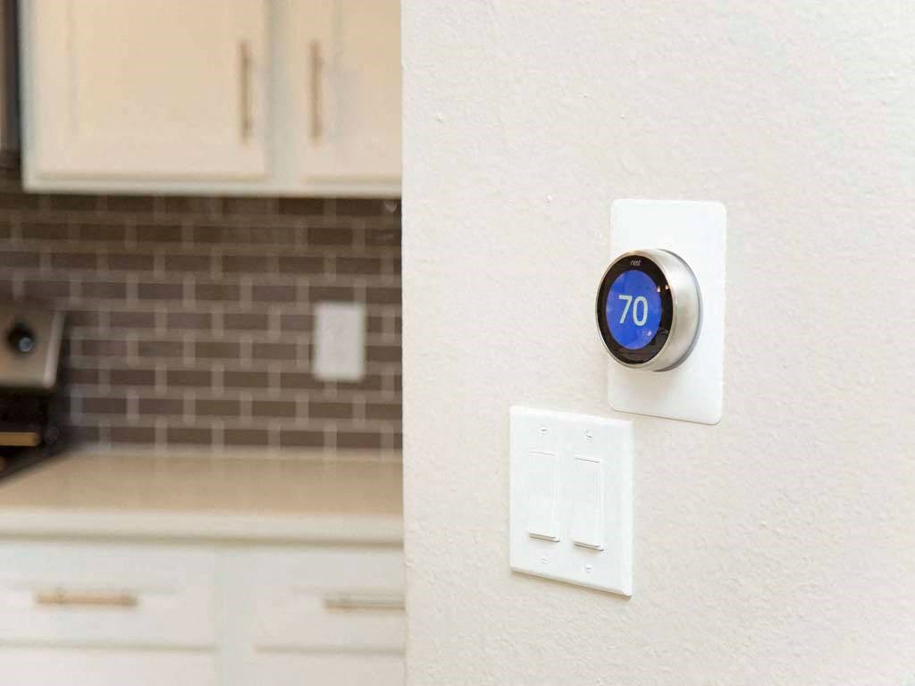 Apartment home renovated kitchen eBlast