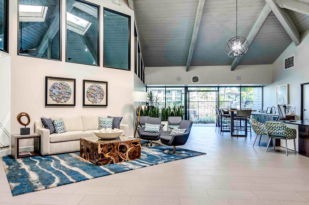 Solana At Grand is a similar property to Alta Vista Apartments located in Escondido