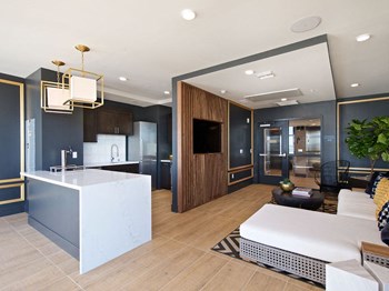 1810 State Street Studio-2 Beds Apartment for Rent - Photo Gallery 5