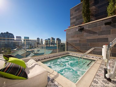 1810 State Street Studio Apartment for Rent - Photo Gallery 2