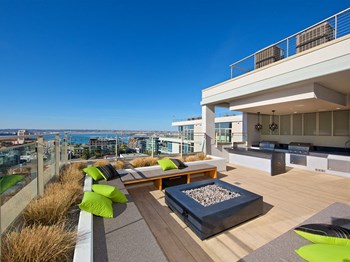1810 State Street Studio-2 Beds Apartment for Rent - Photo Gallery 3
