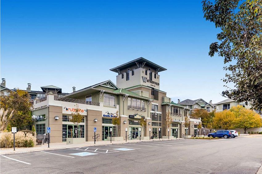 Exterior Building - Photo Gallery
