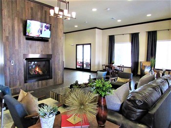 clubhouse - Photo Gallery 9