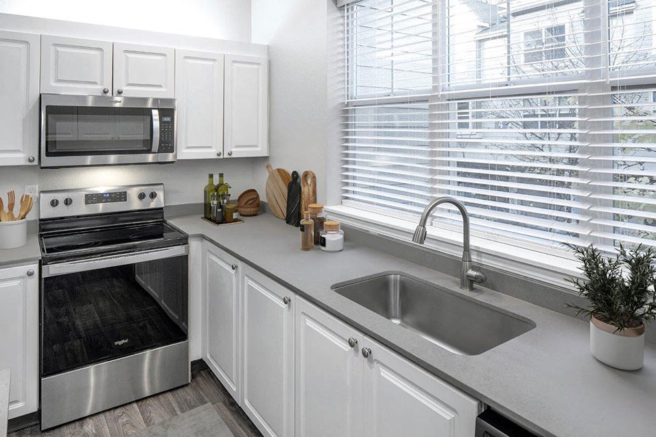 Kitchen Sink at Lionsgate South, Hillsboro, OR, 97124