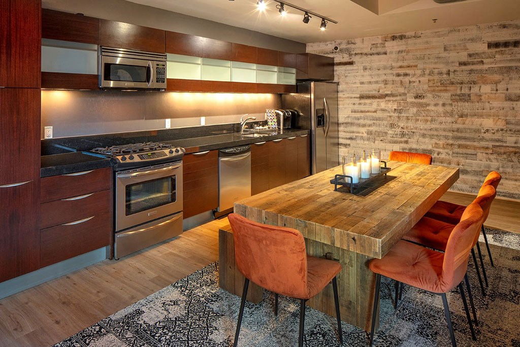 Dining And Kitchen at The Wyatt, Portland, 97209