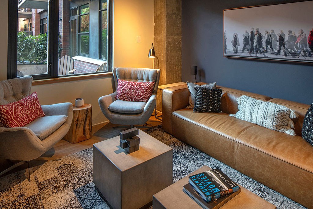 Social Niches at The Wyatt, Portland, OR, 97209