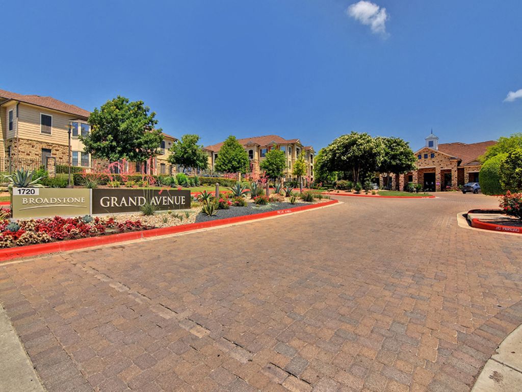 Broadstone Grand Avenue is a similar property to Brio located in Pflugerville