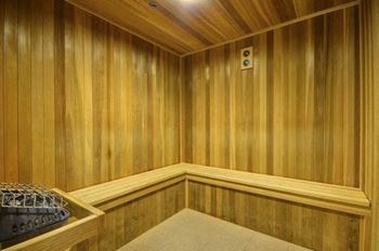 2 Steam Rooms and Saunas