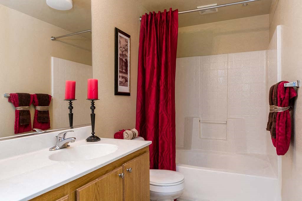 Large Soaking Tub In Bathroom at Terra Vista, Chula Vista, 91913
