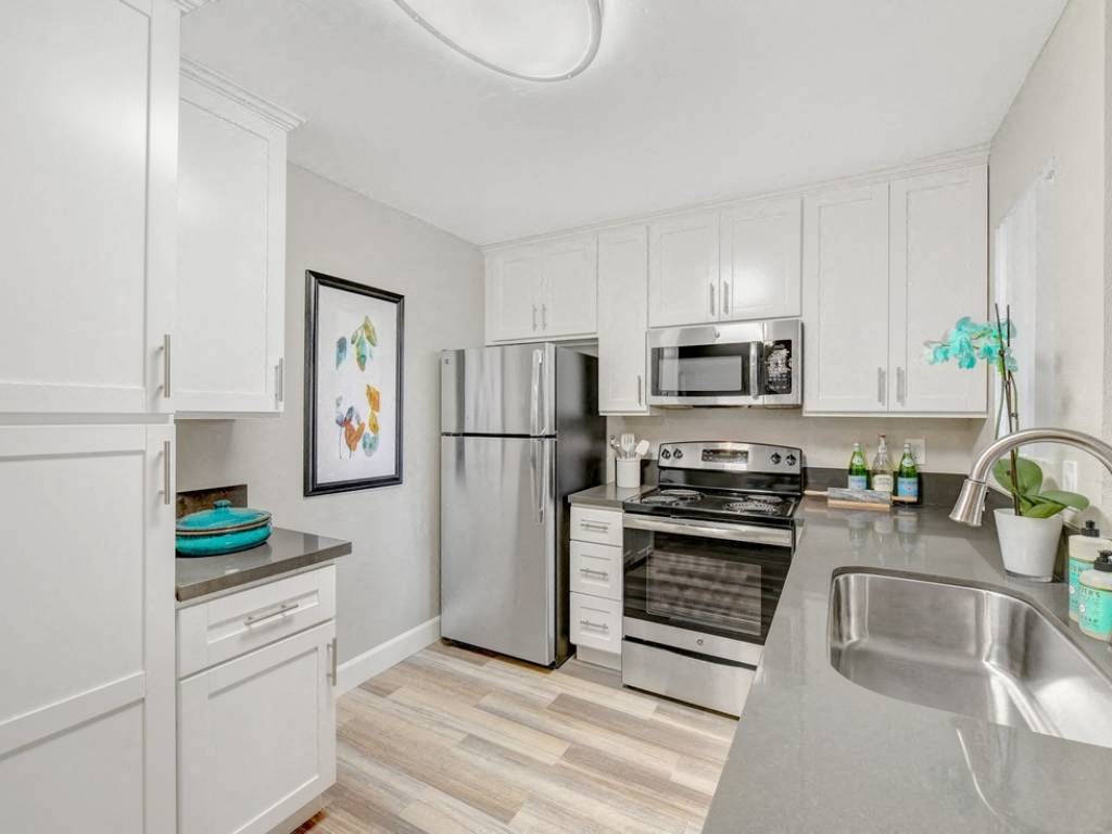 Apartments With Energy Efficient Appliances at Altair, Escondido