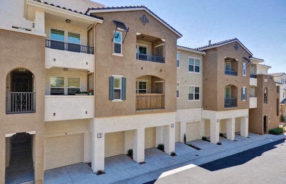 Exterior of Rosina Vista in Chula Vista, CA