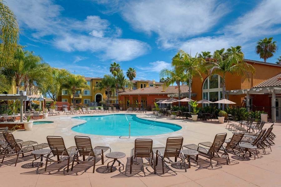 Swimming Pool And Sundeck at Missions at Sunbow Apartments, Chula Vista, 91911