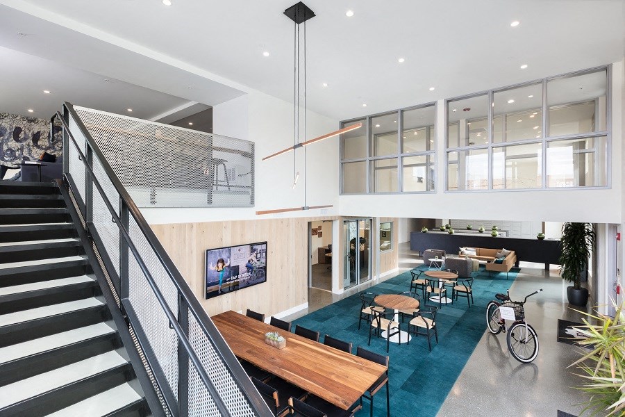 Mezzanine and social common area