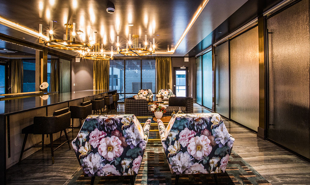 Elysian At Hughes Center