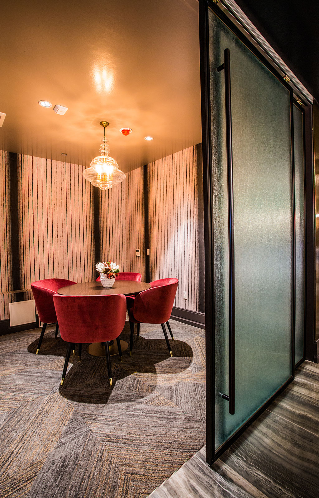 Elysian At Hughes Center