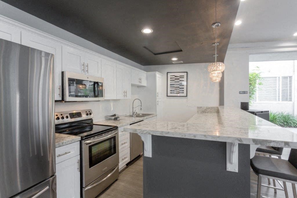 1200 Riverside Kitchen