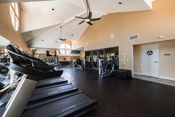 3950 Mahaila Ave. 1-2 Beds Apartment for Rent - Photo Gallery 29