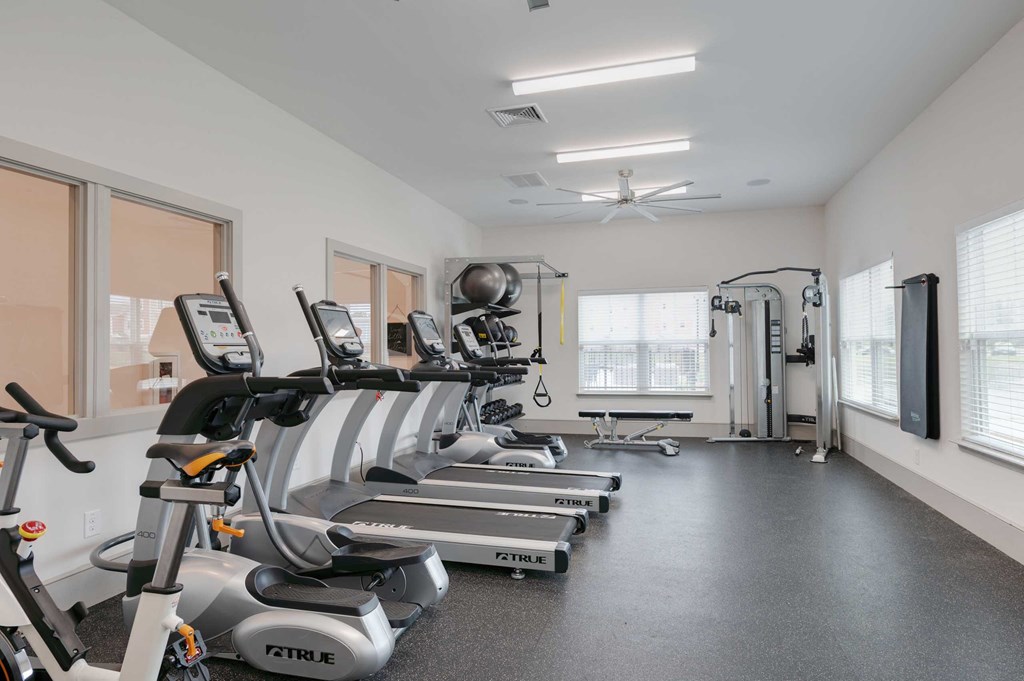 the gym at the flats at obsidian