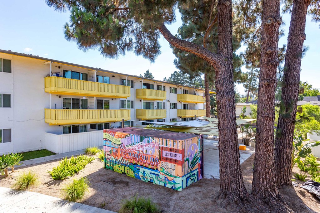 the building in which the hotel is located