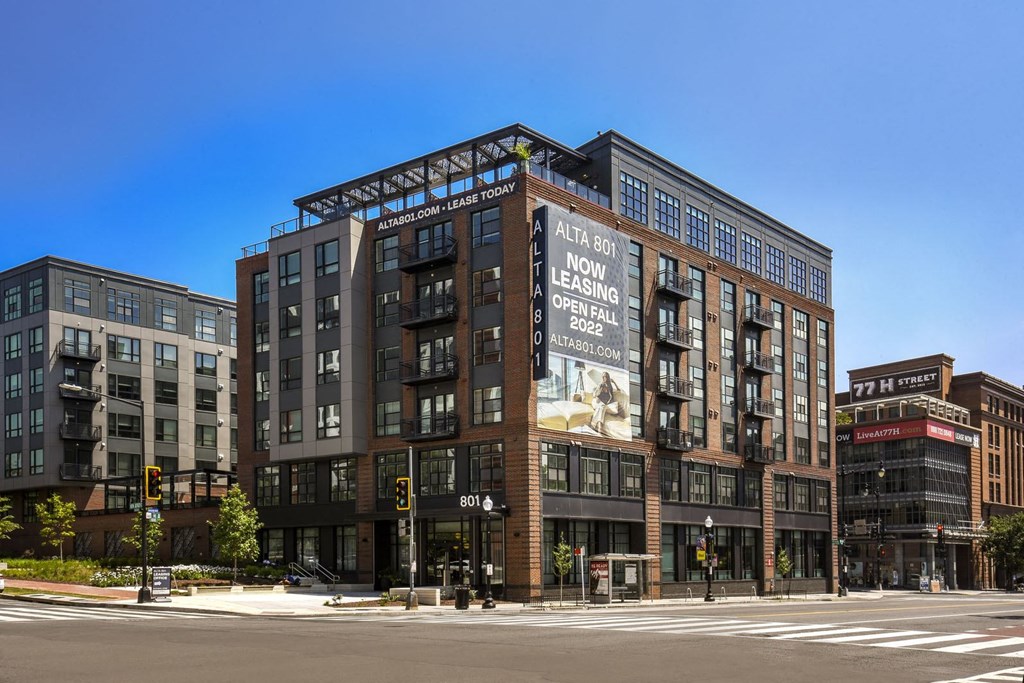 the building in which the hotel is located