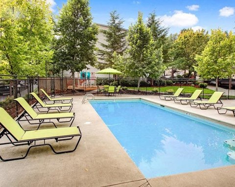 Pool With Relaxing Chairs at Vista Ridge, Issaquah, WA
