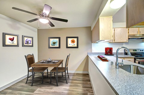 Dining And Kitchen at Vista Ridge, Issaquah, WA, 98027