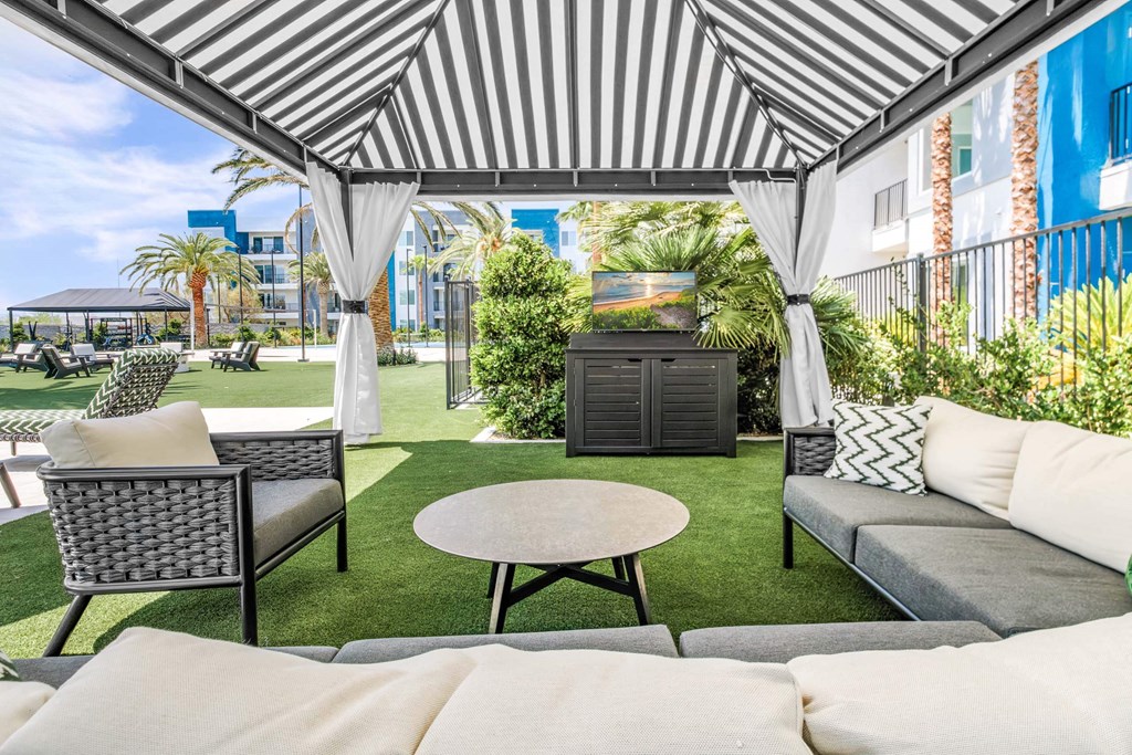 Ilumina On Raiders Way