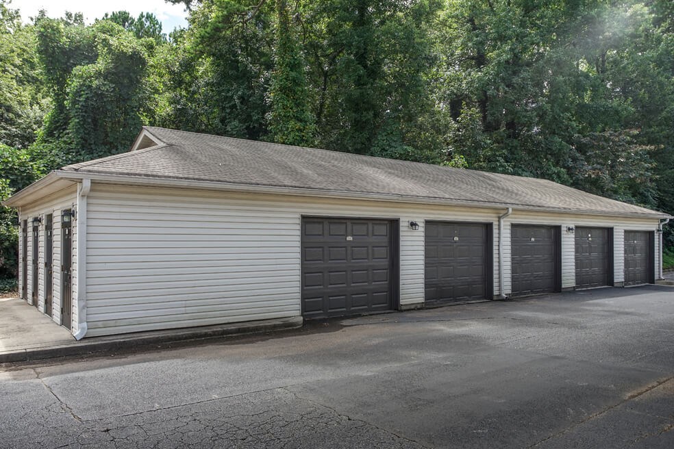 Garages Available at Monterey Village, Jonesboro, 30236