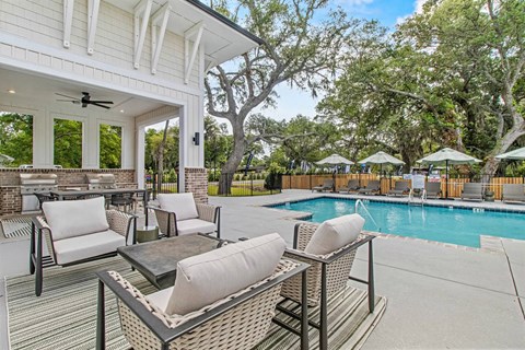 Swimming pool and outdoor lounge