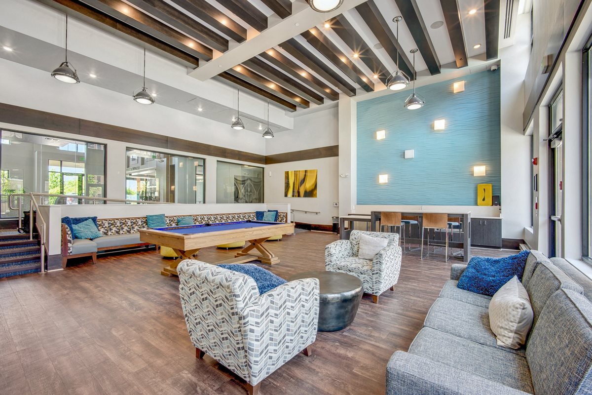 Tapestry Largo Station Apartments