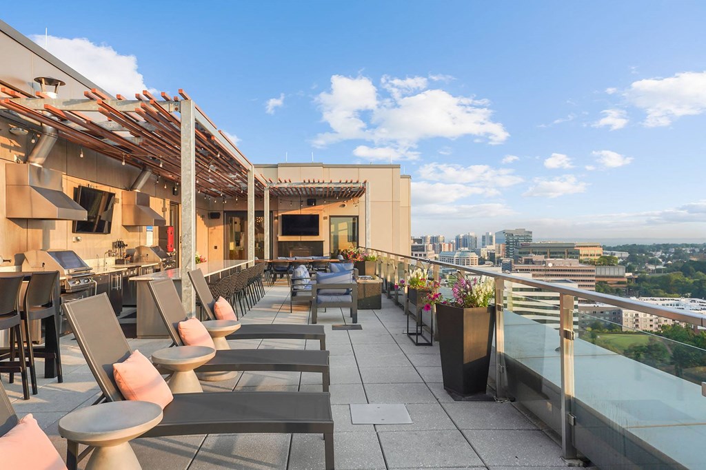 a restaurant or other place to eat on the roof of a building