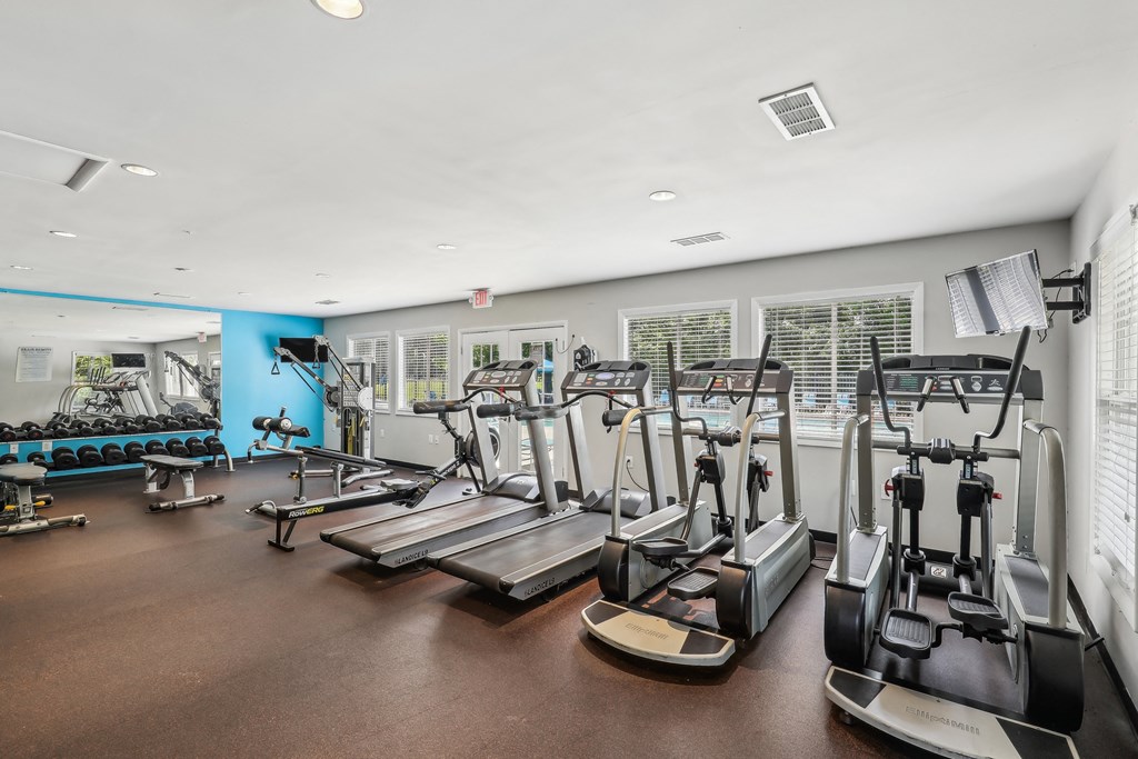 the gym at theia on the avenue apartments