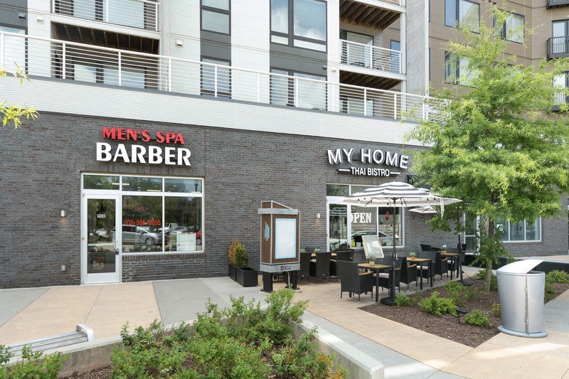 retail at Vy Reston Heights