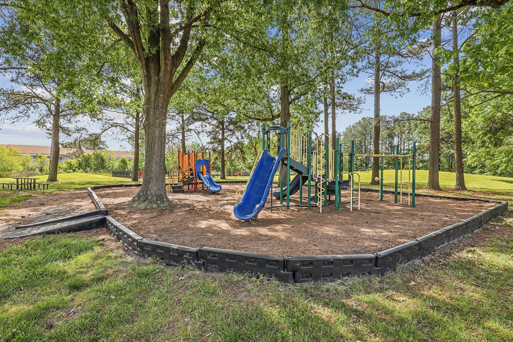playgrounds at the estates