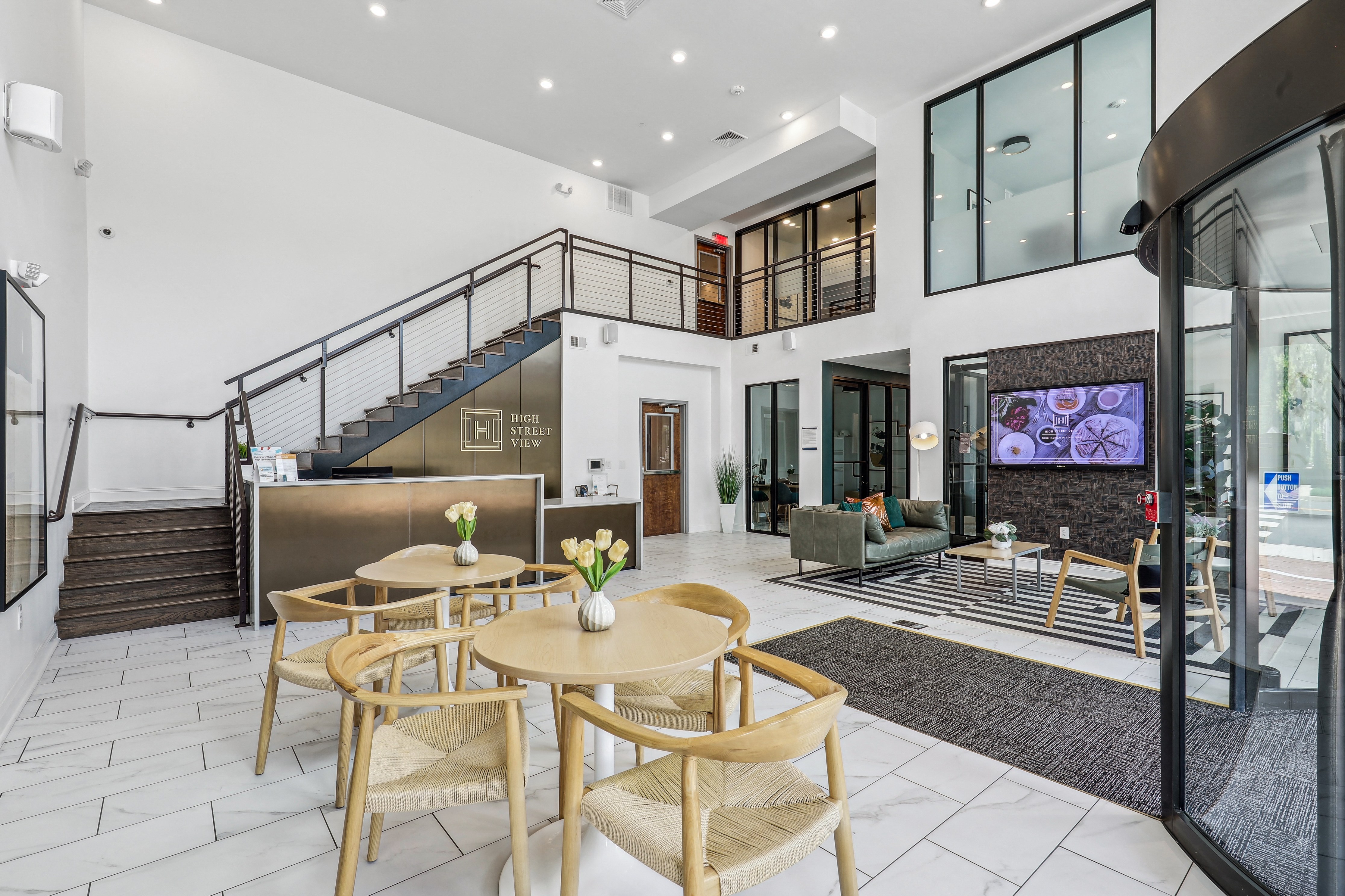 High Street View Luxury Apartments is a similar property to Williamsburg Apartments located in Williamsburg