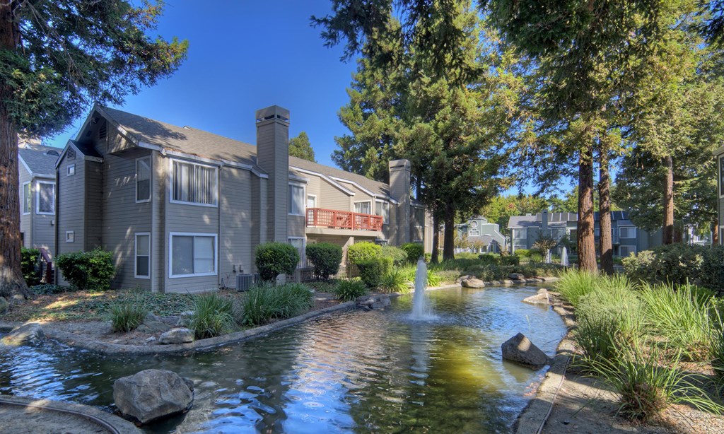 Pond next to buildings at Wood Creek Apartments, Pleasant Hill, CA