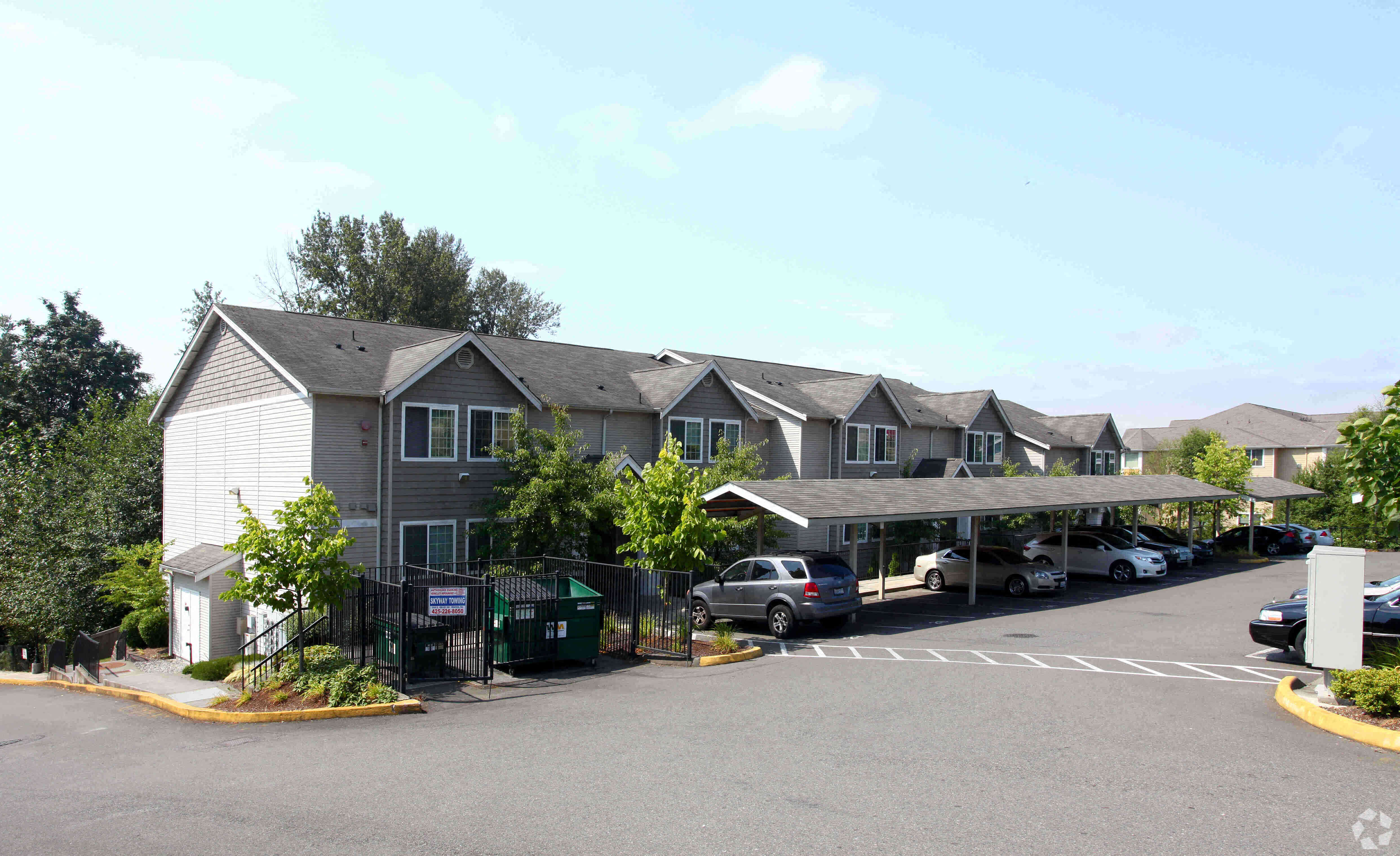 Exterior at Springbrook Reserve Apartments, Washington