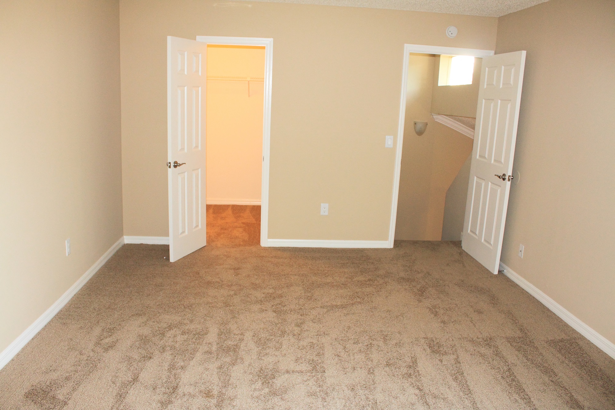 Aventine At Forest Lakes Apartment Homes, 100 Old Village Way, Oldsmar