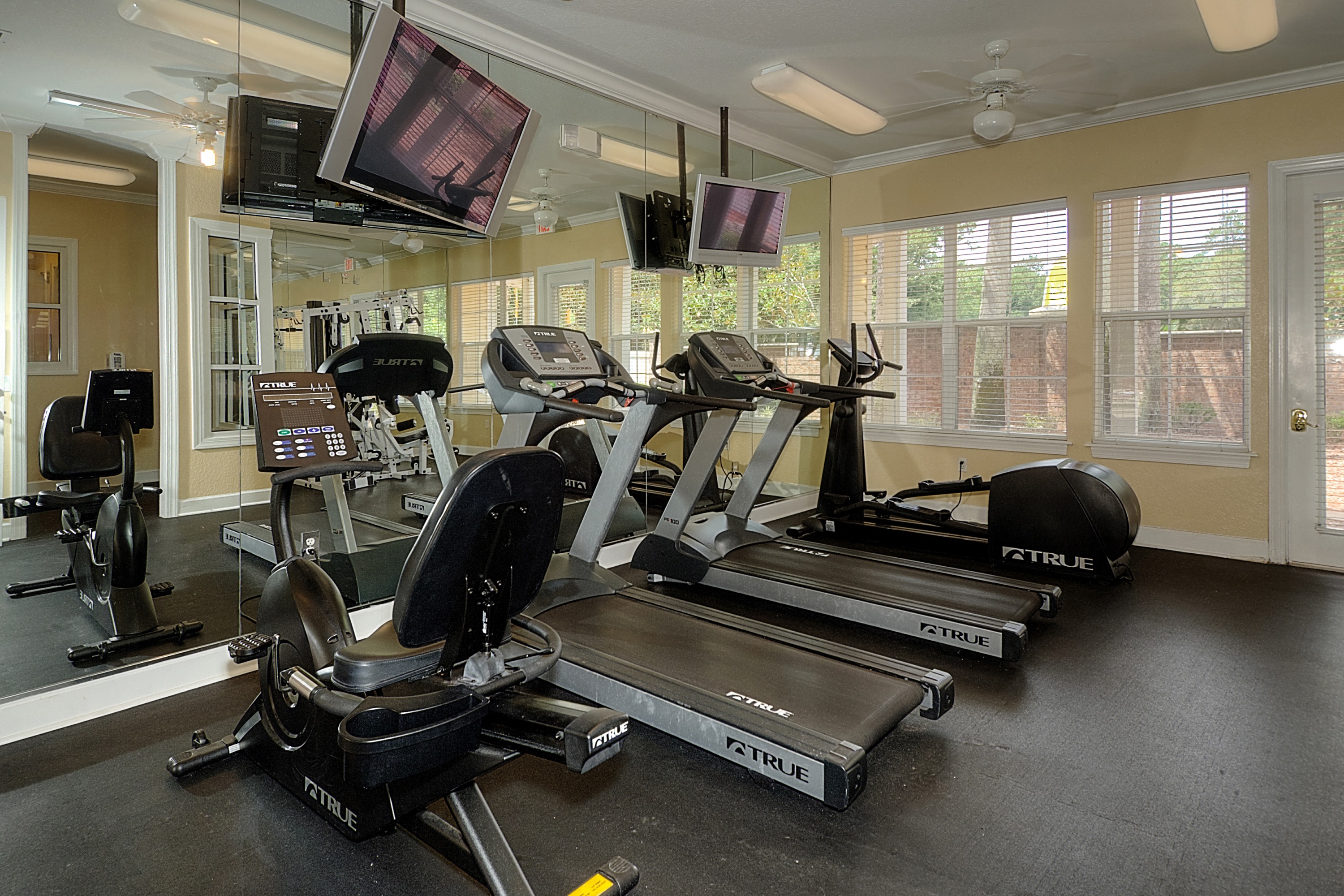 Interior Clubhouse Gym at Magnolia Place, Gainesville, FL