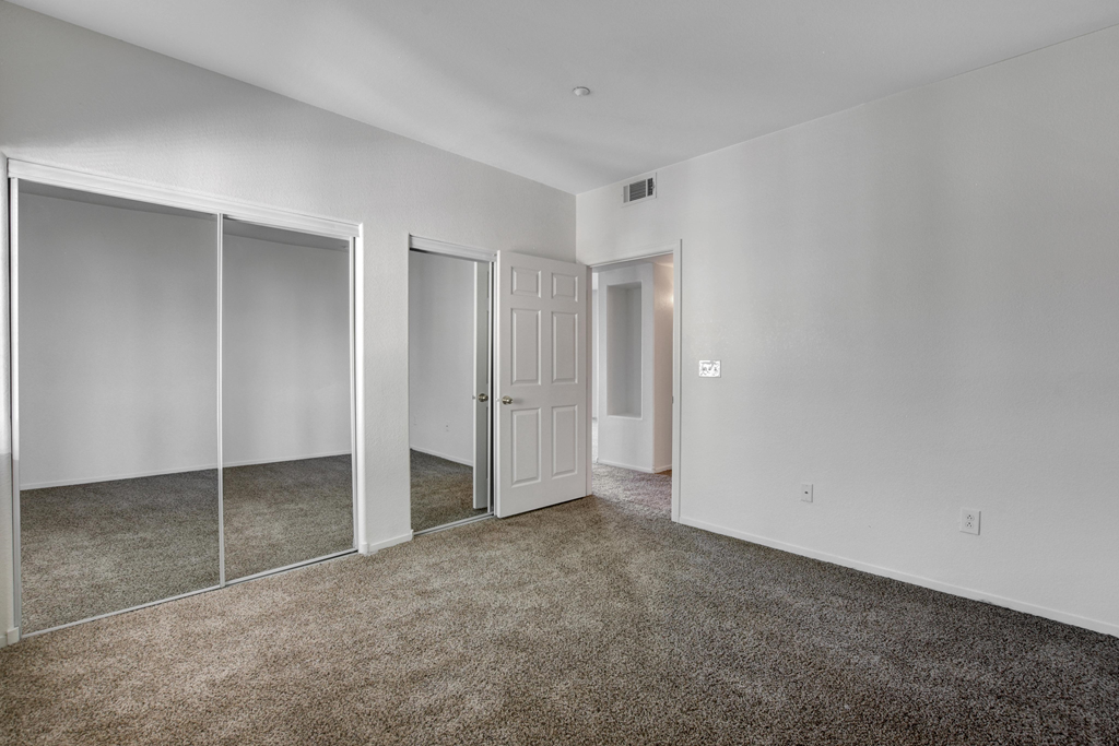 Wall-To-Wall Carpeting at Aspen Peak, Henderson