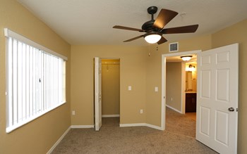 Interior bedroom carpet floor ceiling fan Miramar Florida - Photo Gallery 8