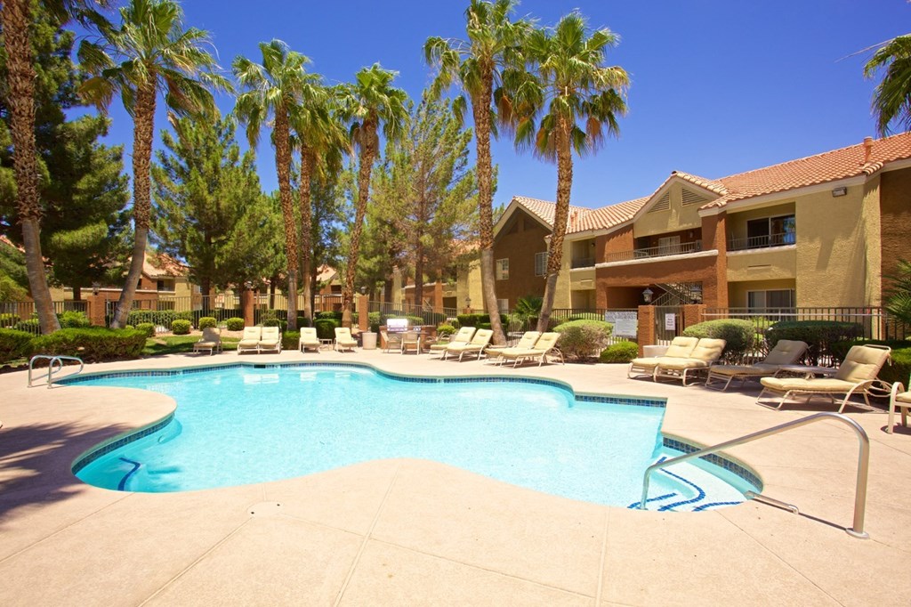 the swimming pool at our hotel in palm springs