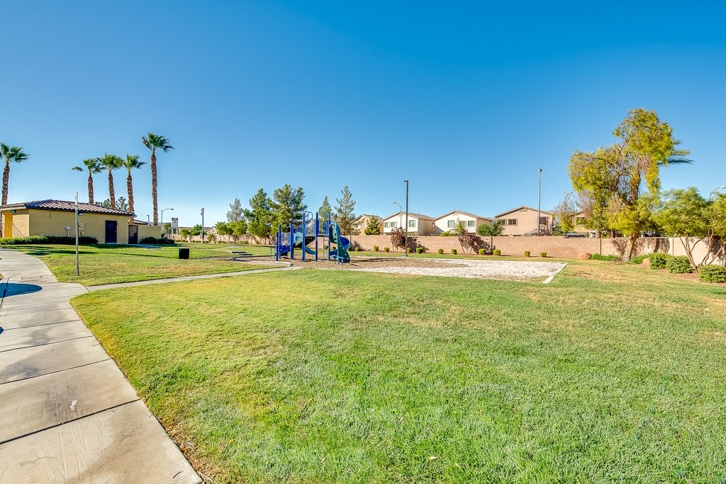 the preserve at ballantyne commons community park with playground