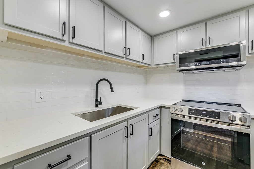 The Place At Davis Islands Apartments