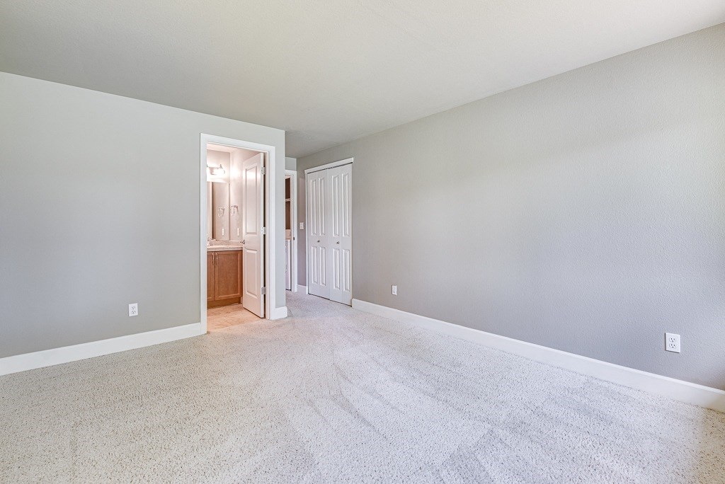 Bedroom at Village at The Pointe Apartments, Tacoma, Washington