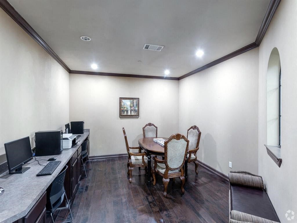 business center at Aventine at Kessler Park, Dallas, 75211