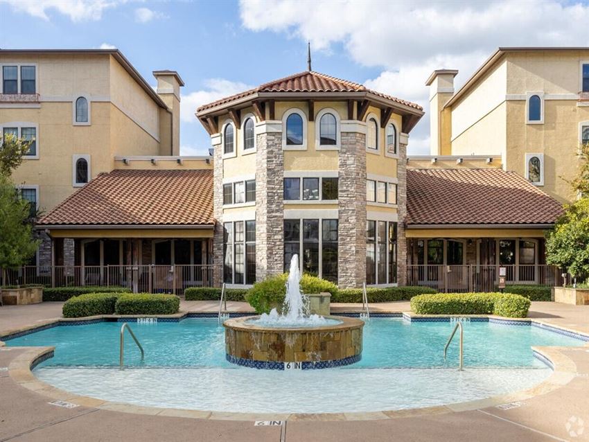 Aventine At Kessler Park Apartments, 2522 Fort Worth Ave, Dallas, TX