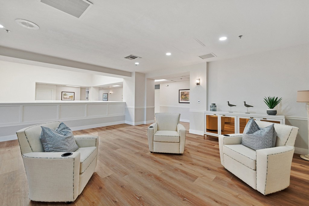 leasing office and waiting room at Azure Point at Encinitas, Encinitas, 92024