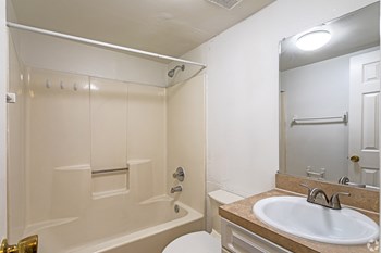 Bathroom - Photo Gallery 21